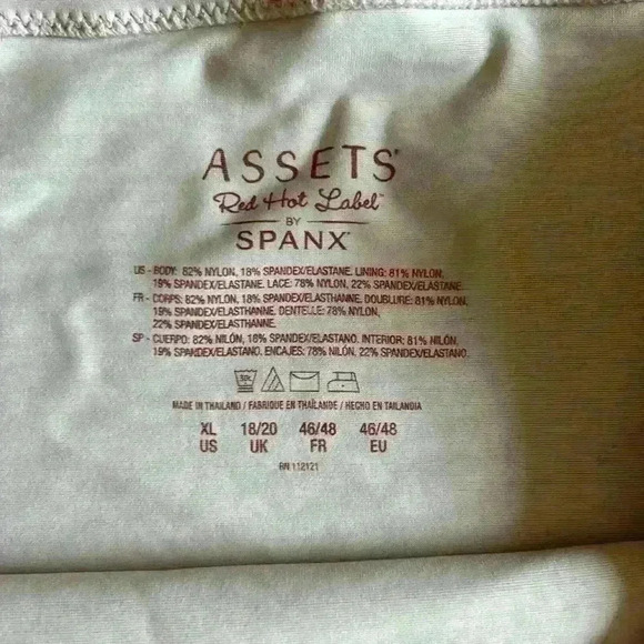 Assets by Spanx tan skirt - Picture 2 of 4